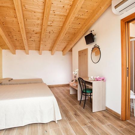 Albergo Paris Sottomarina Eksteriør bilde
