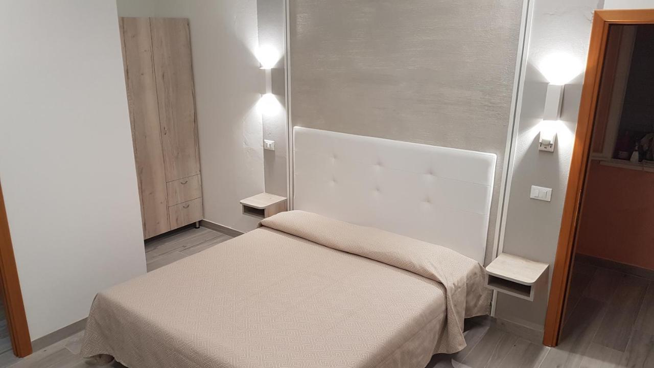 Albergo Paris Sottomarina Eksteriør bilde
